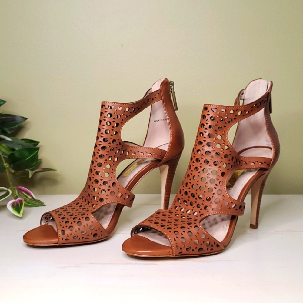 Louise et Cie | Tan Leather D'Orsay Pumps Sz 36 1/2